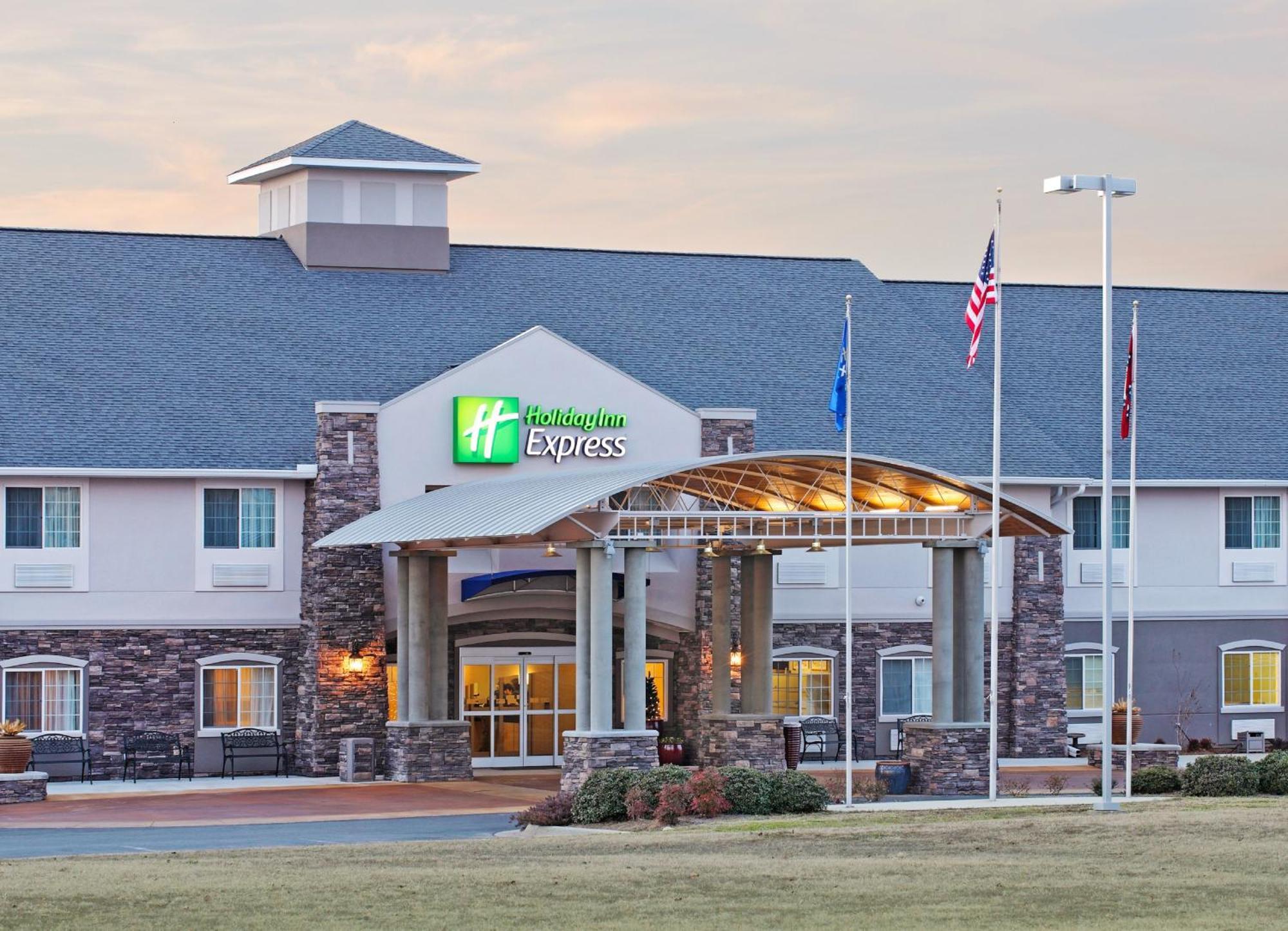 Holiday Inn Express Monticello, An Ihg Hotel Екстериор снимка